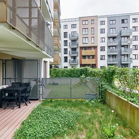 Swistackiego With Free Garage By Renters Vratislav